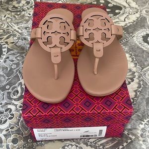 Tory Burch Miller calf leather Sandals, light makeup/236
